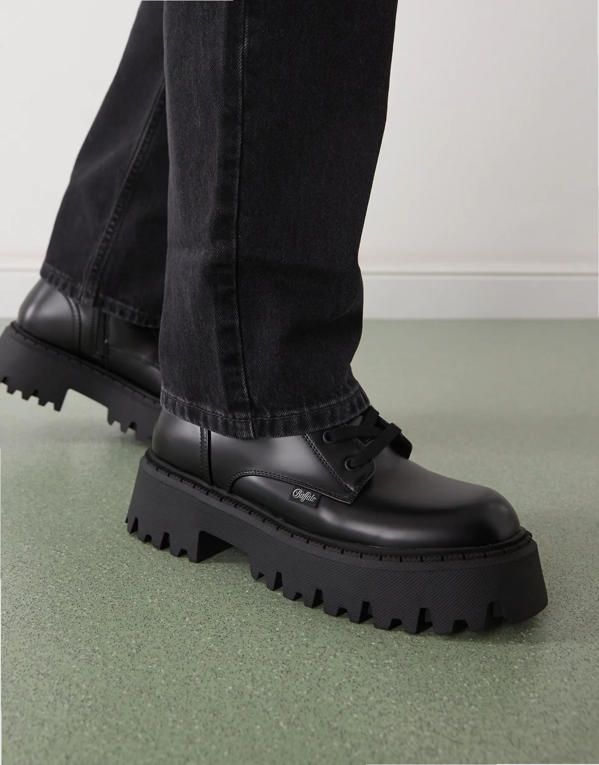 – Asp – Schnürstiefel in Schwarz