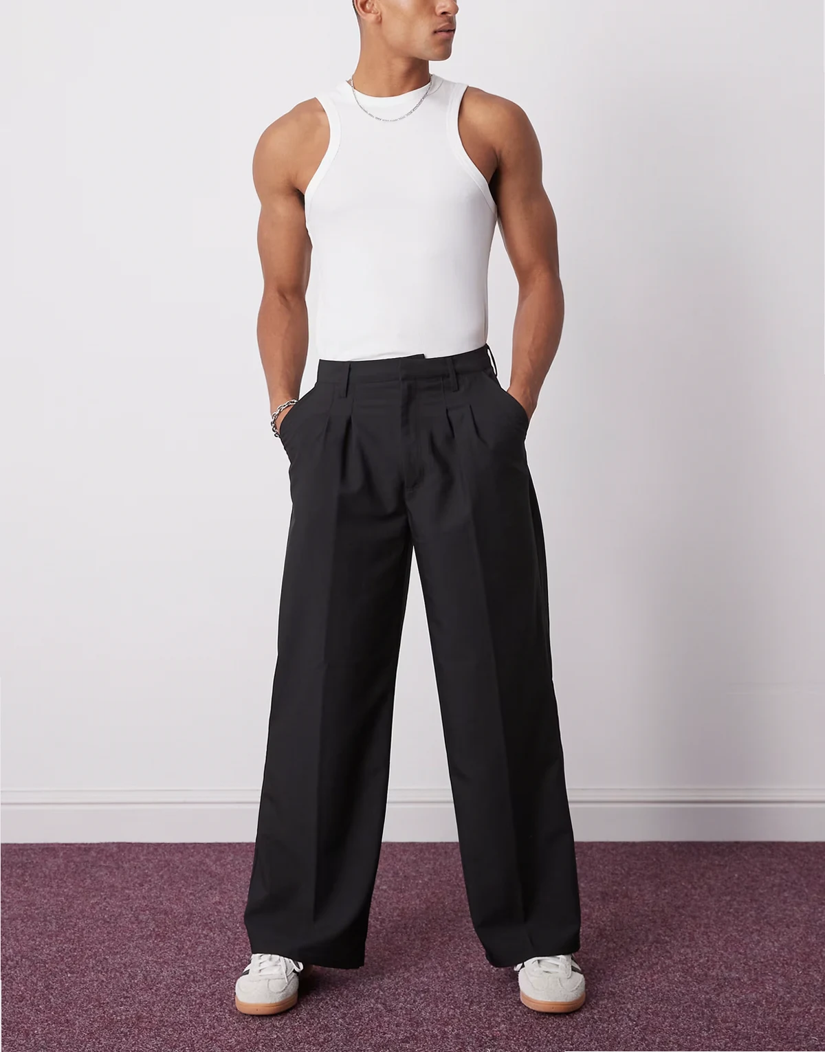 relaxed wide leg tailored pants in black