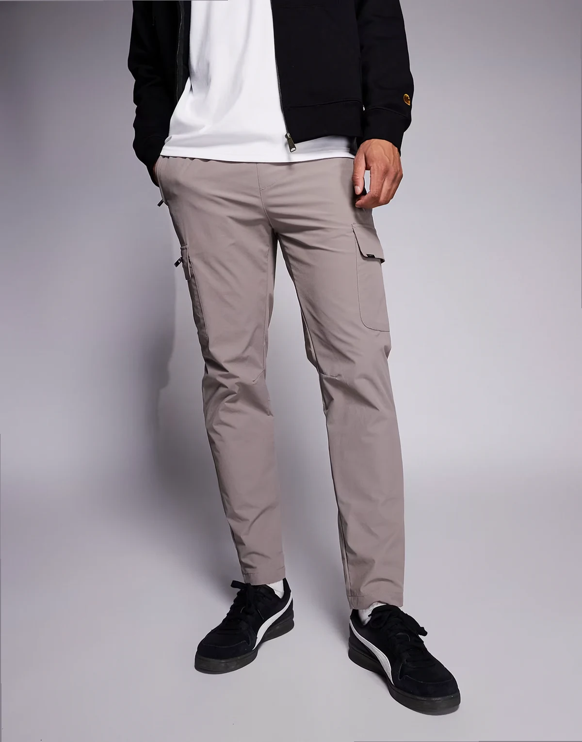 skinny cargo pants in dark brown