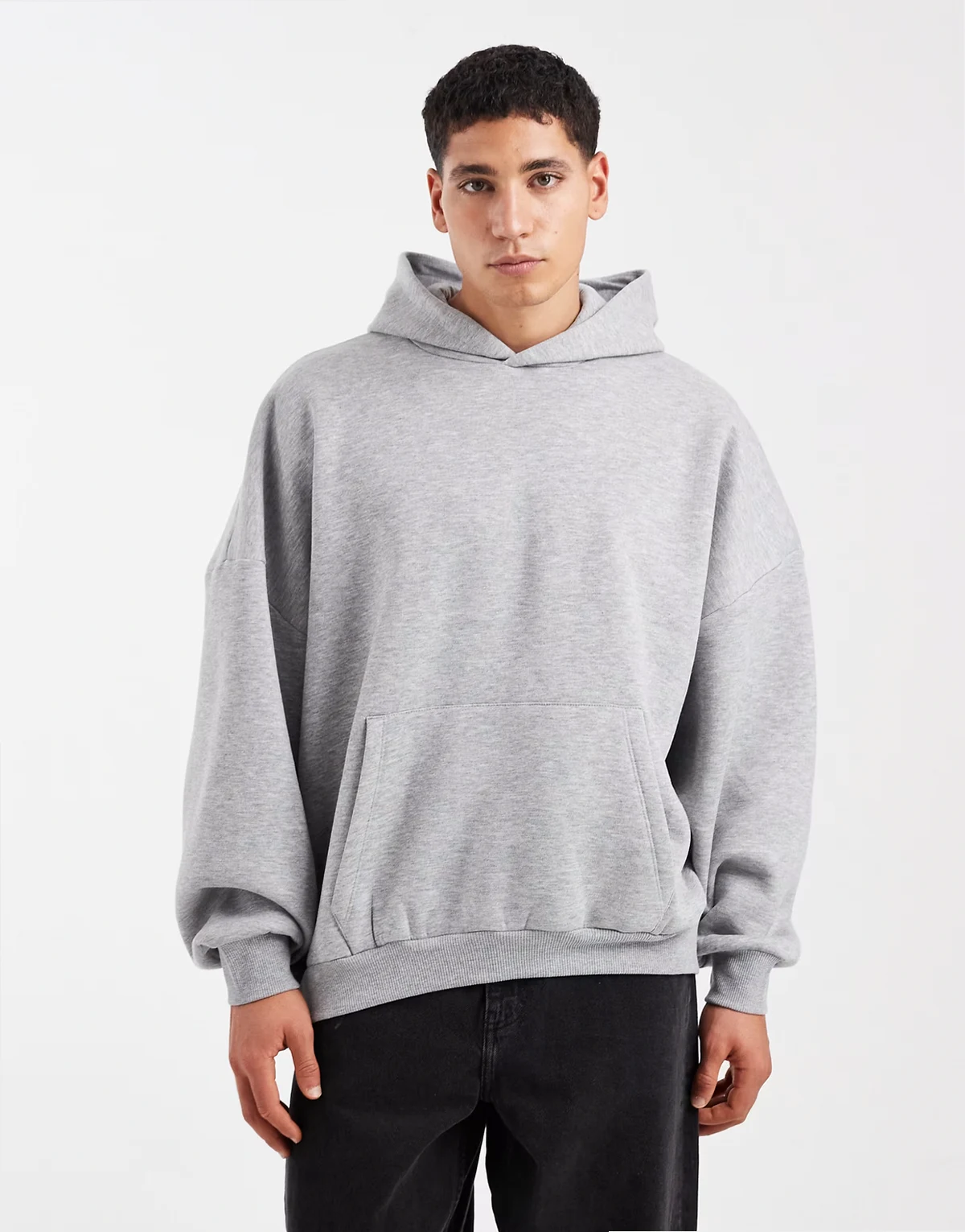 – Essentials – Szara melanżowa bluza z kapturem, o fasonie extreme oversize