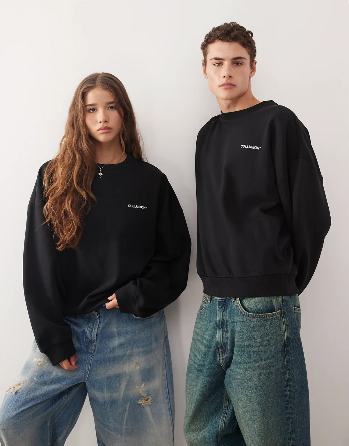 Unisex boxy sweatshirt in black with logo print