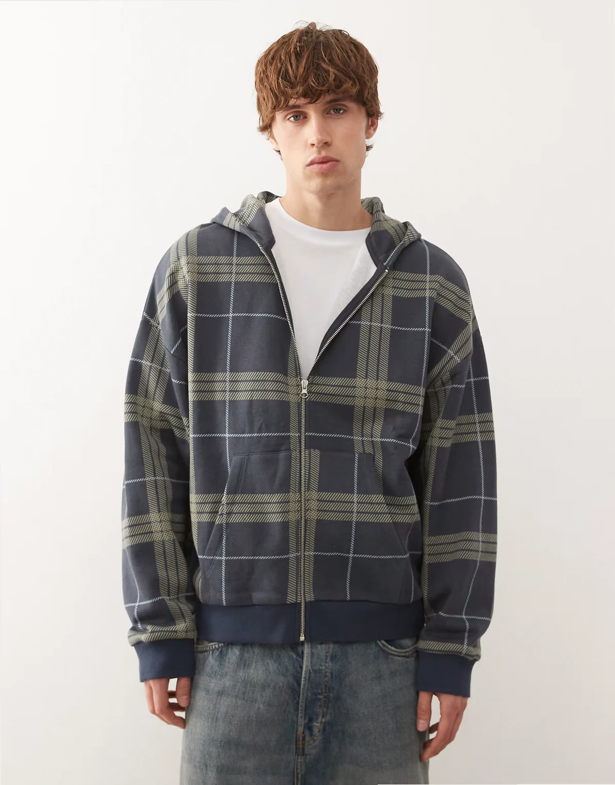 Boxy hoodie in blue plaid
