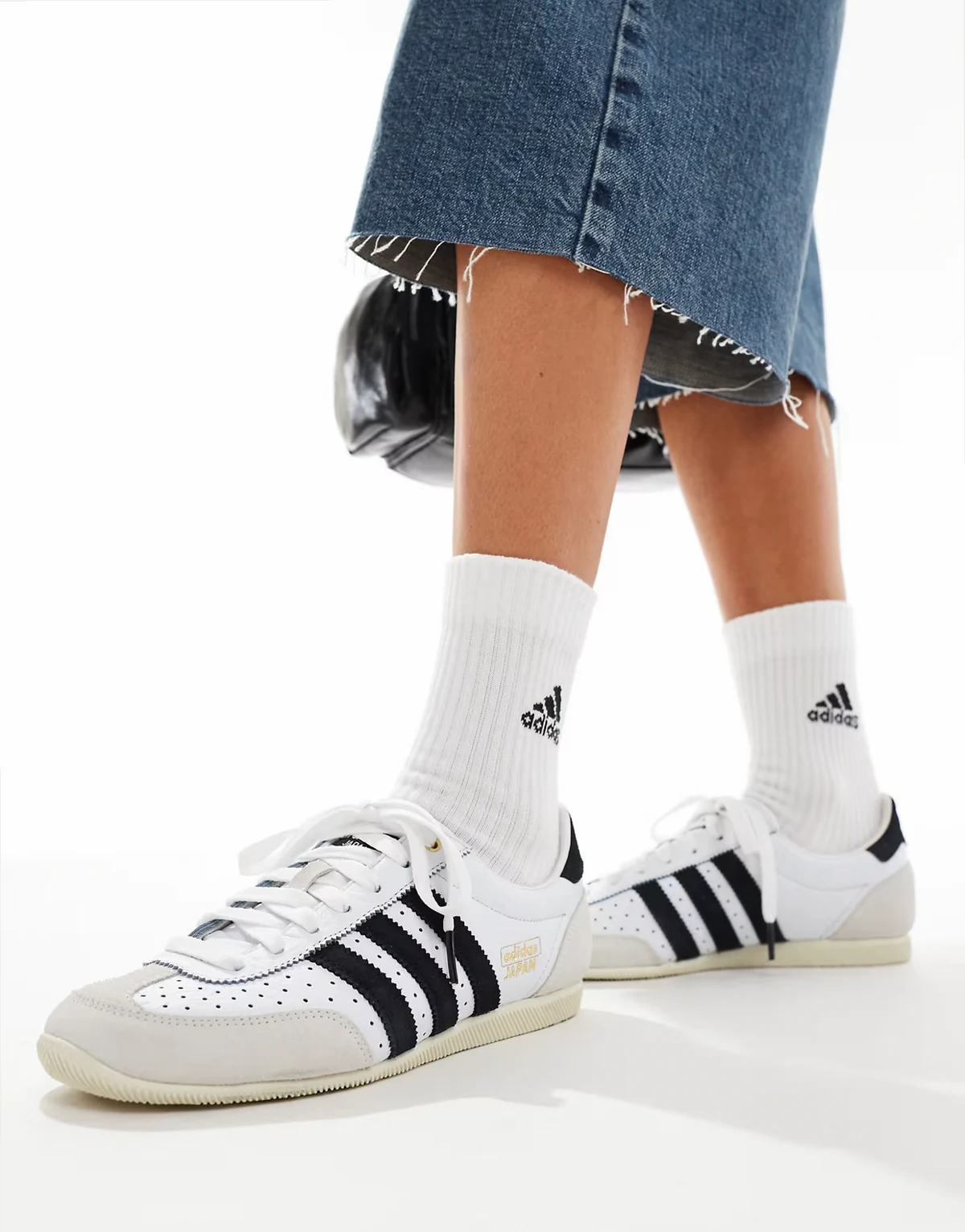 Japan low sneakers in white and black