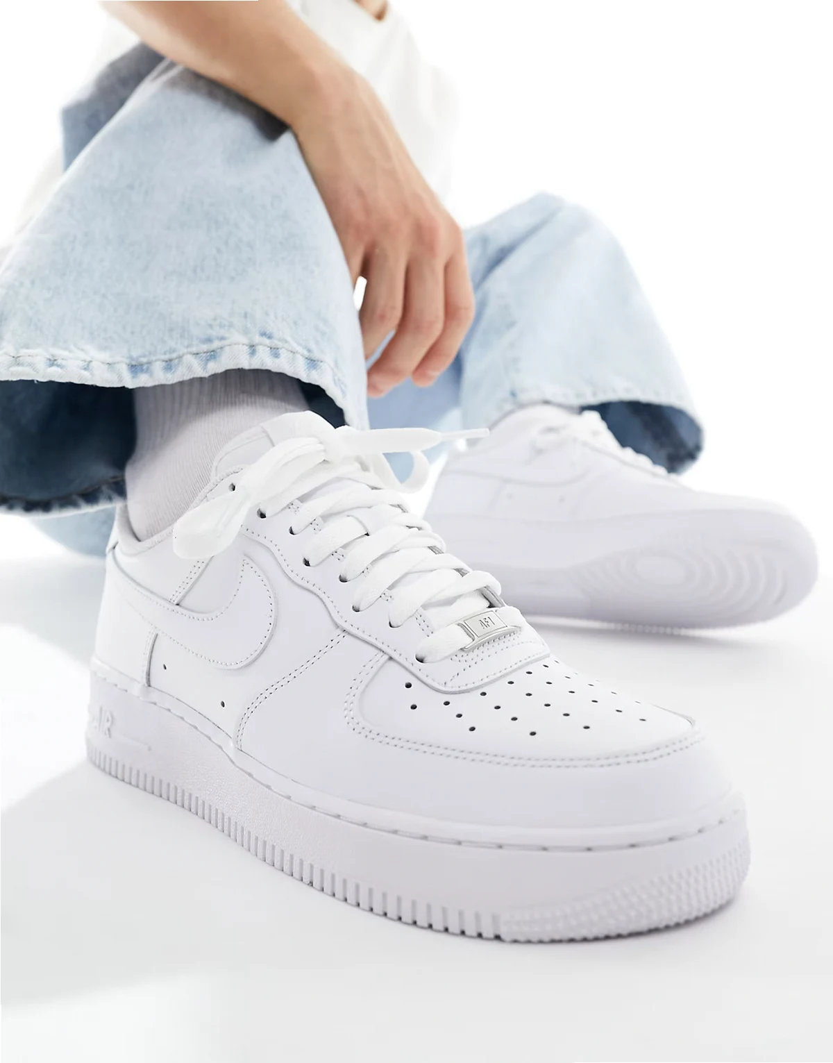 Air Force 1 '07 sneakers in triple white