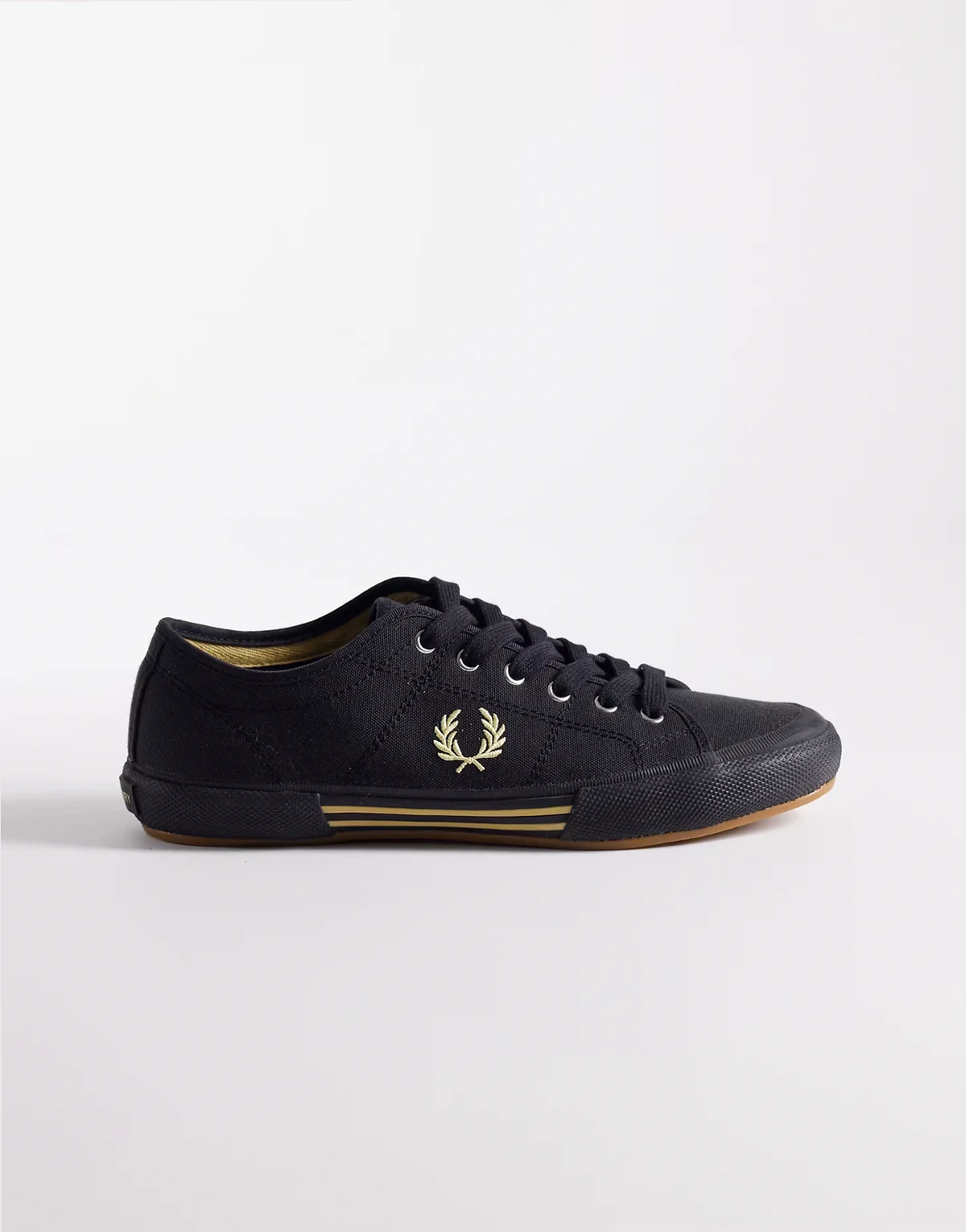 B708 Tennis vintage logo canvas sneakers in black
