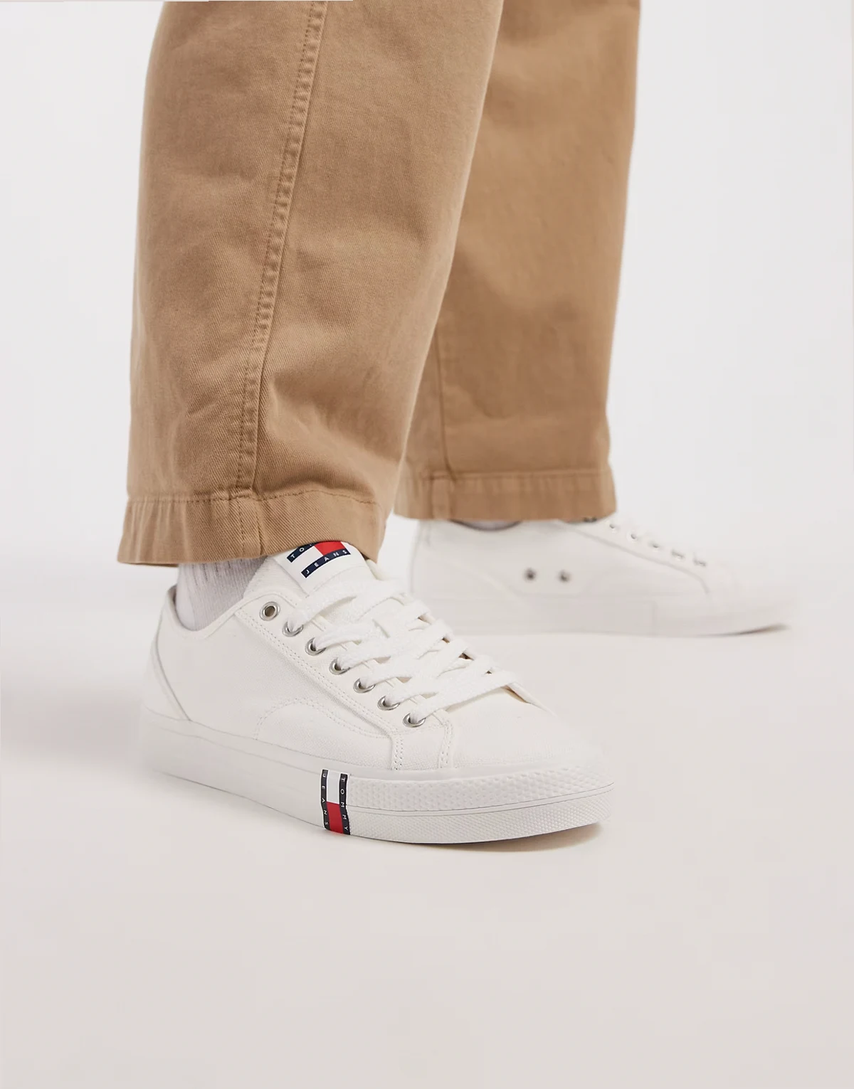 – Archive Vulc Y2K – Sneaker in Weiß mit Logo