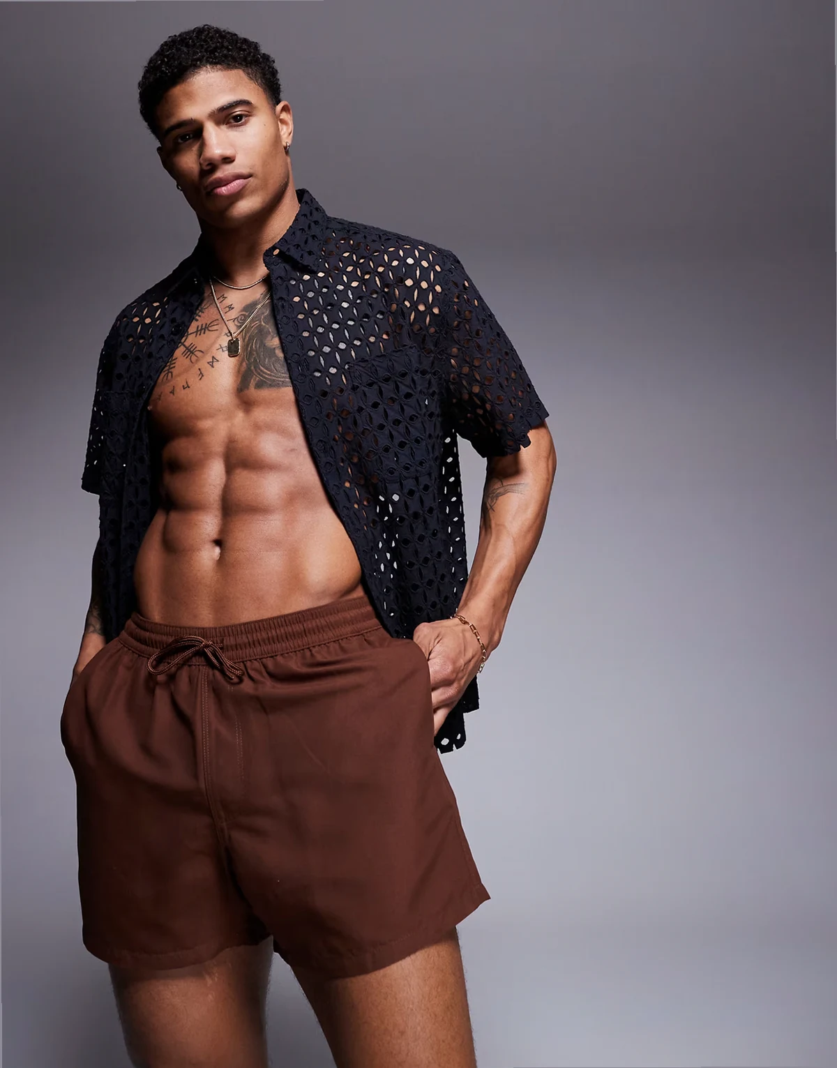 swim shorts in short length in dark brown