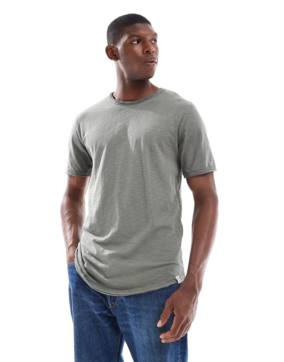 basic t-shirt in dark sage