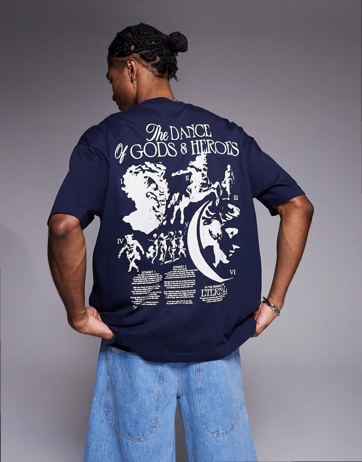 – Oversize-T-Shirt in Marineblau mit Grafikprint auf der Rückseite