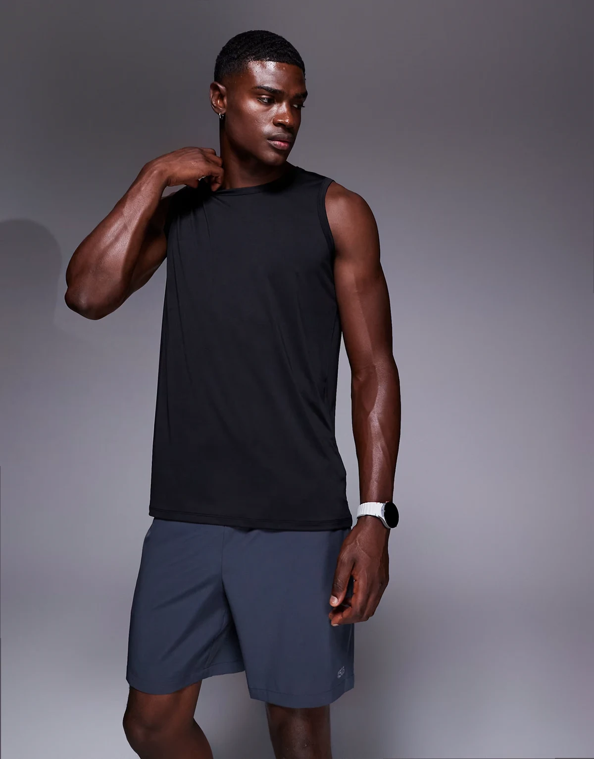 Icon training sleeveless loose fit tank top with quick dry in black