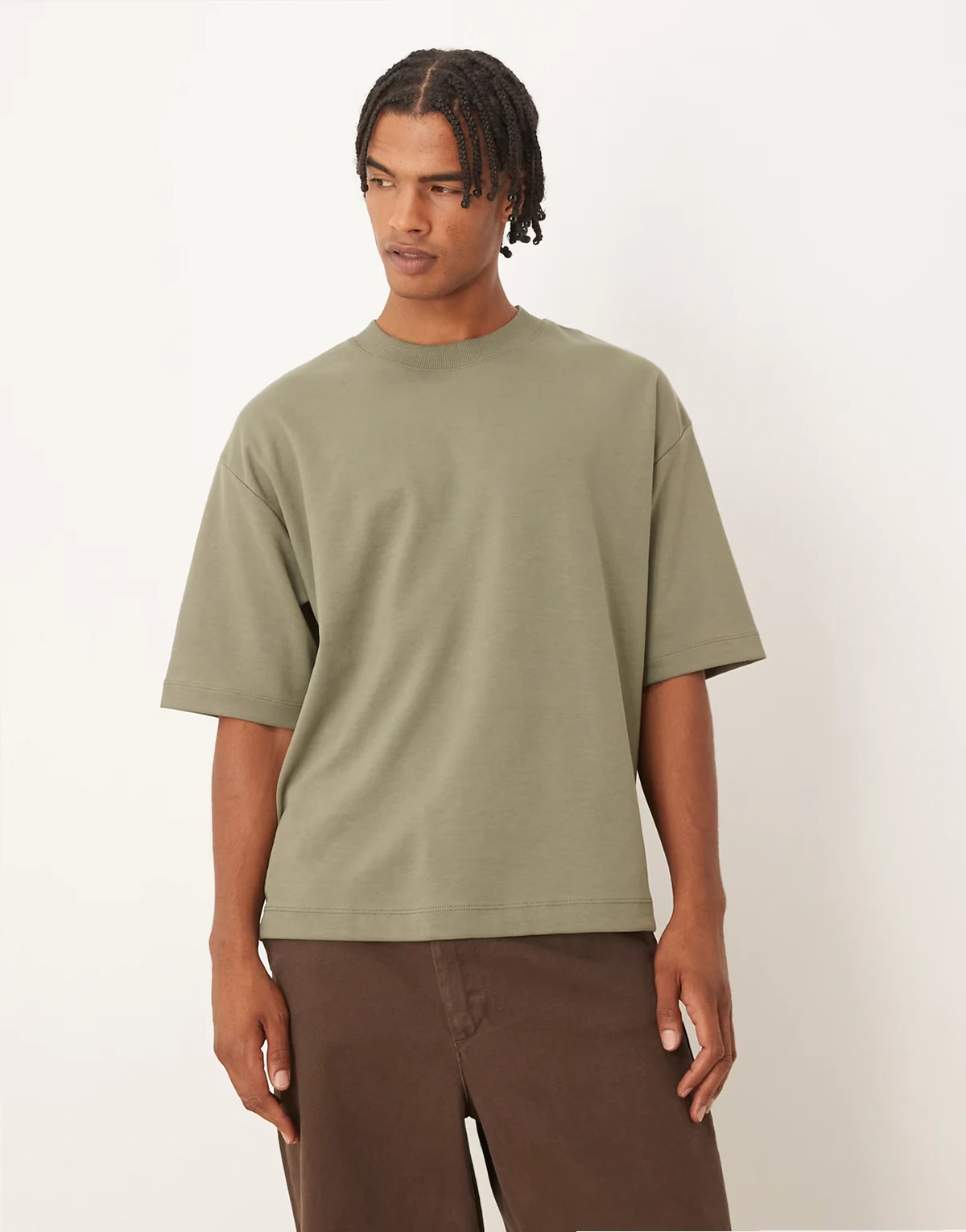 – Weiches, kastiges Oversize-T-Shirt aus schwerem Stoff in Khaki