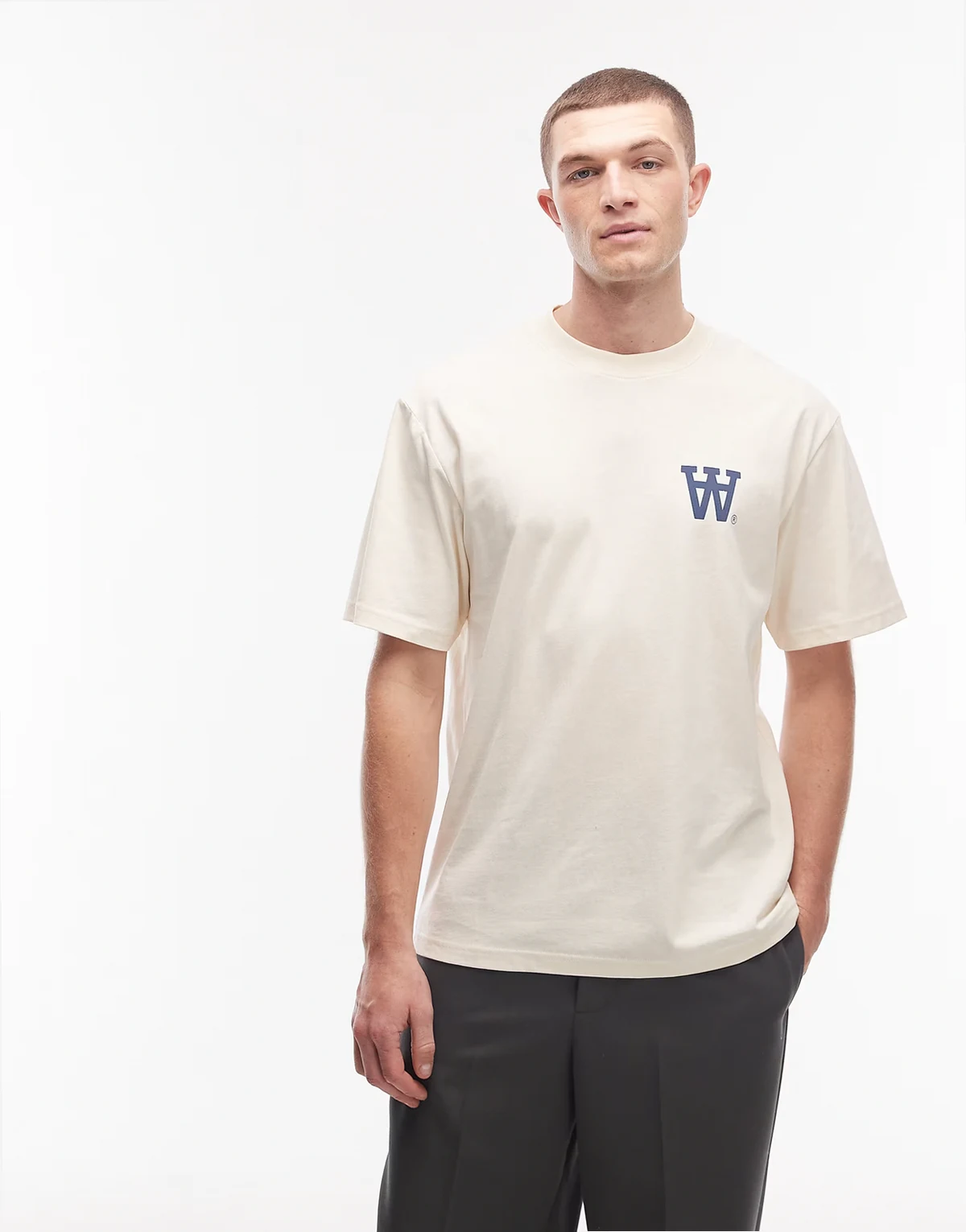 liam t-shirt in cream