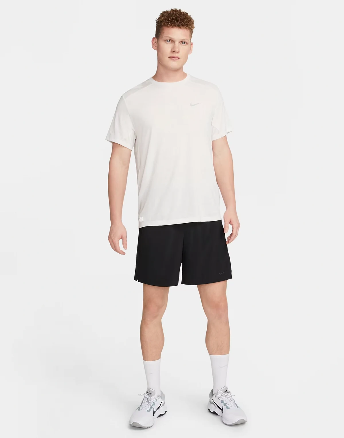 Training Dri-FIT Unlimited woven 7inch shorts in black