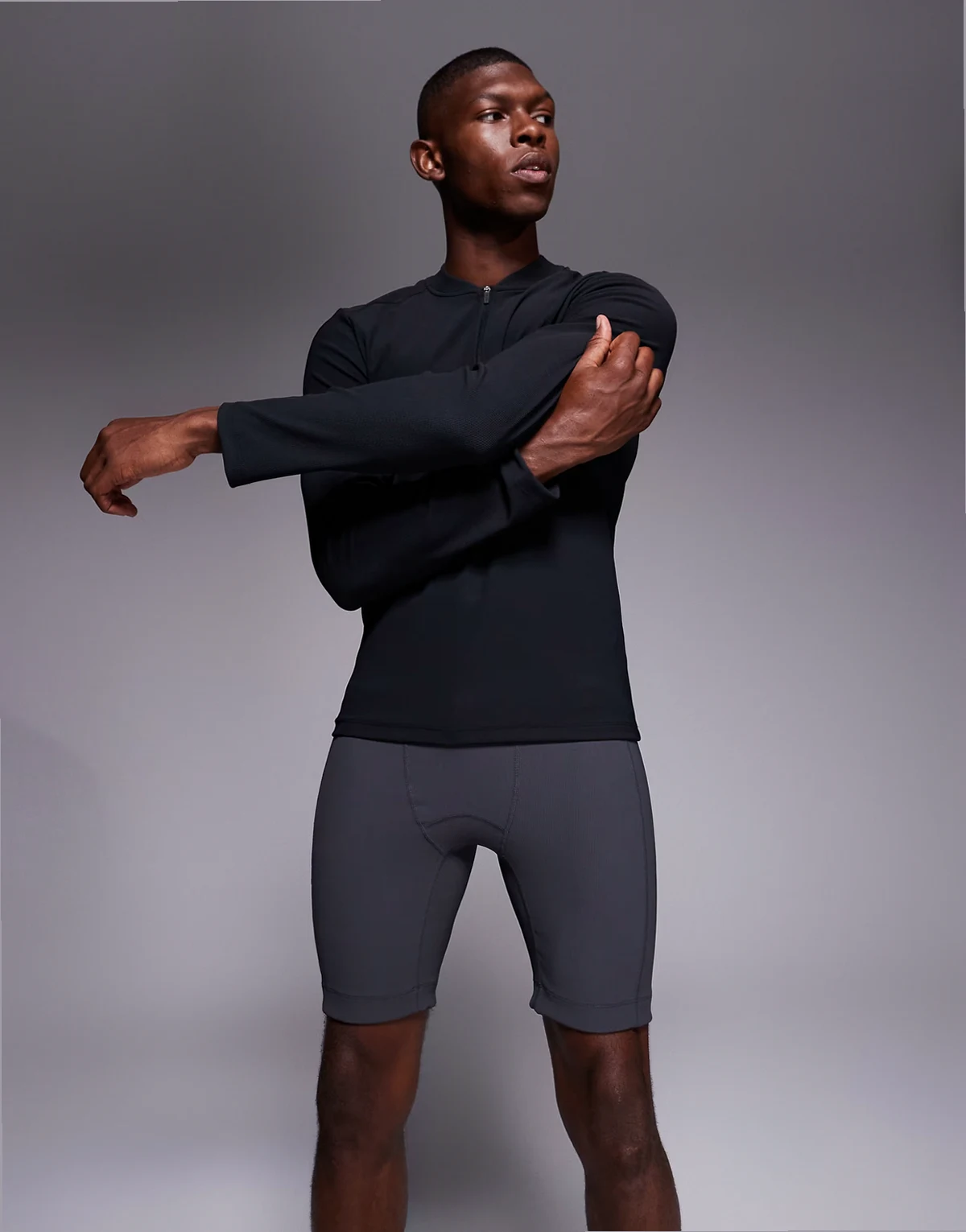 running base layer ribbed legging shorts with phone pocket in charcoal