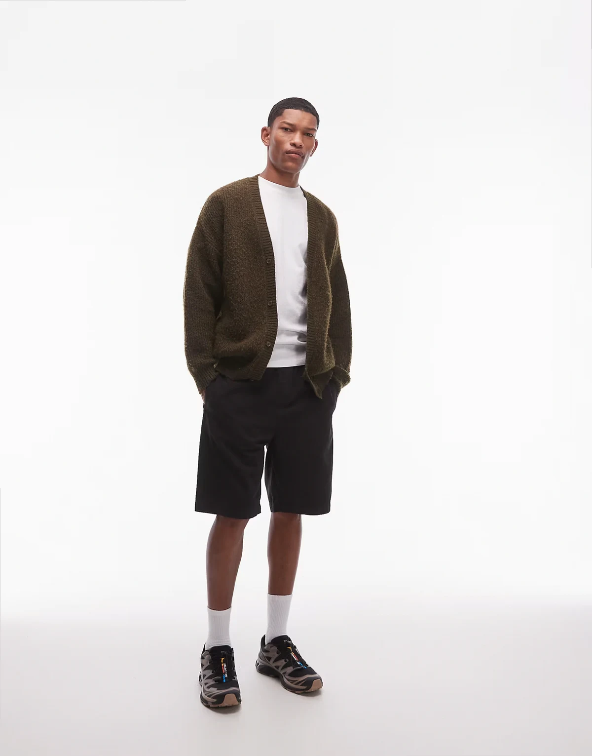 – Chino-Shorts in Schwarz aus gewaschener Baumwolle