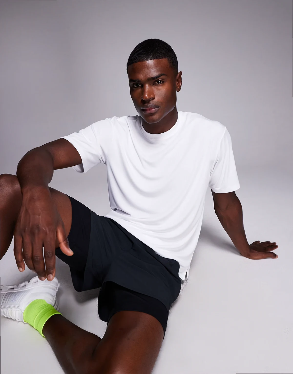quick dry mesh relaxed fit running t-shirt in white