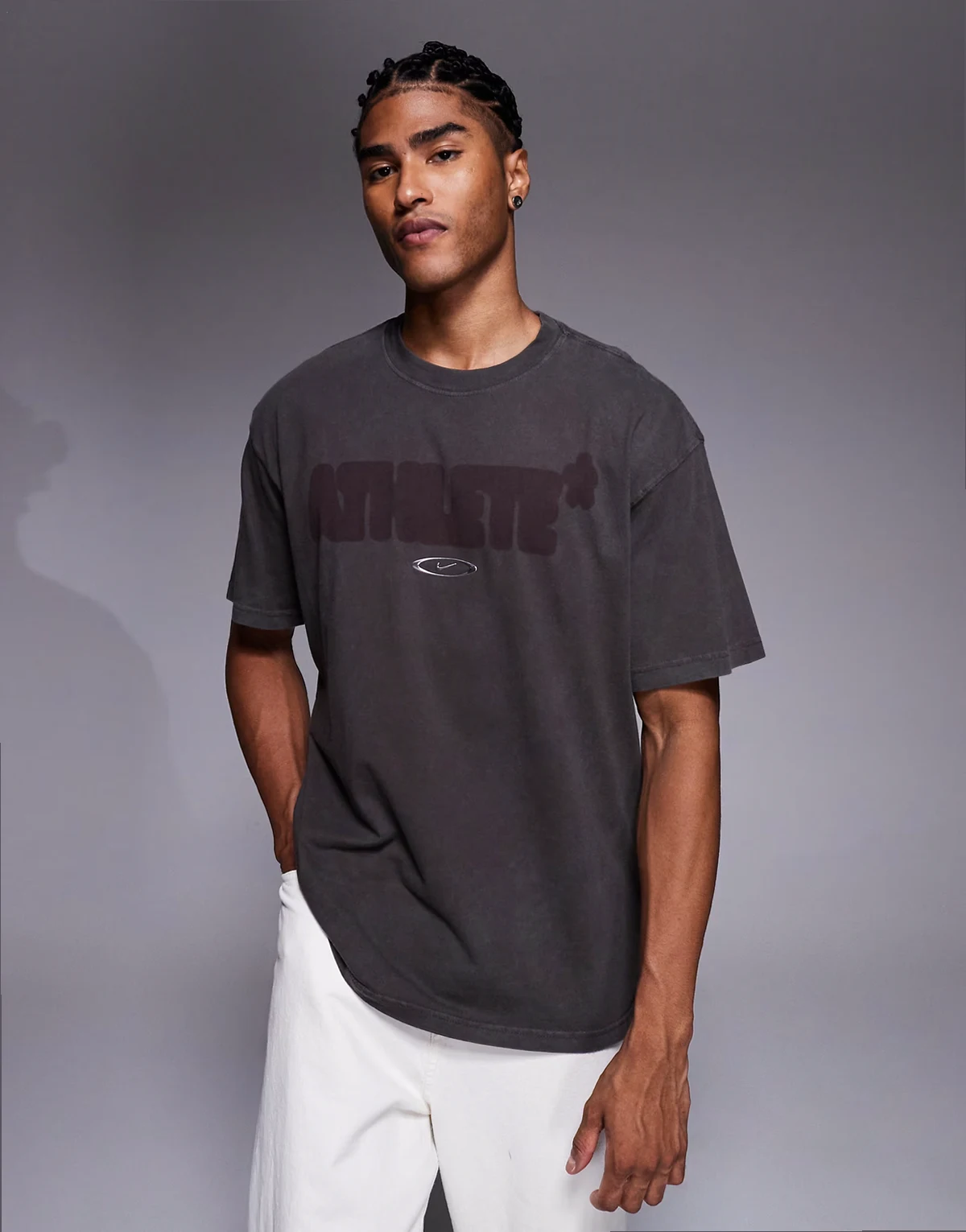 Athlete graphic T-shirt in washed brown