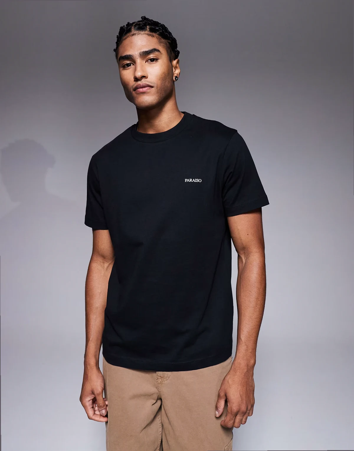 – T-Shirt in Schwarz mit Textprint auf der Brust