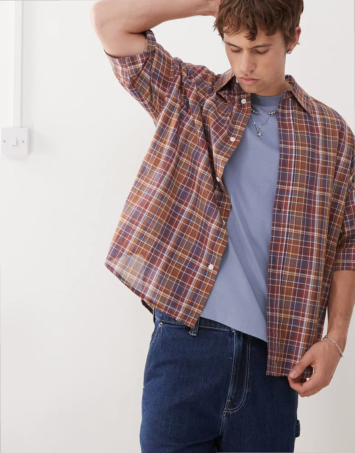 – Kariertes Oversize-Hemd in Rot und Blau