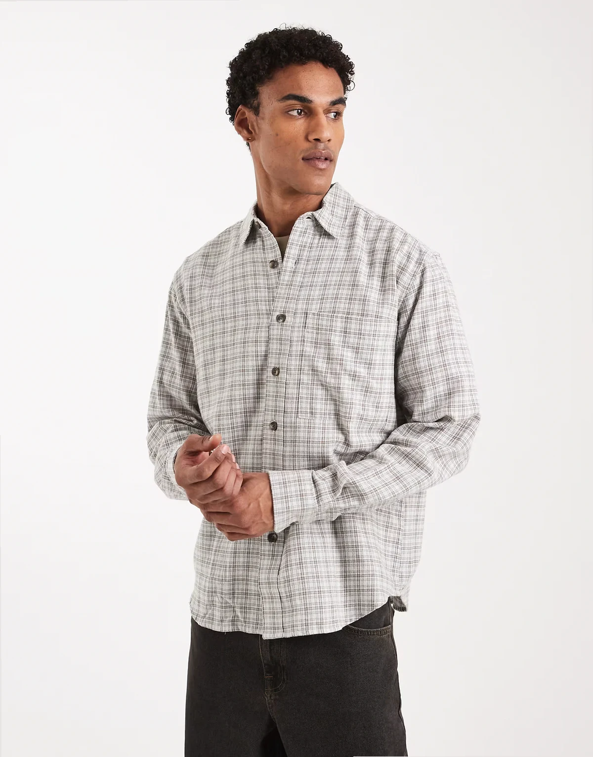 loose fit shirt in beige plaid
