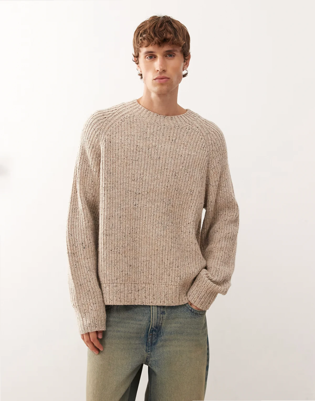 – Oversize-Pullover in Beige aus genopptem Wollmix