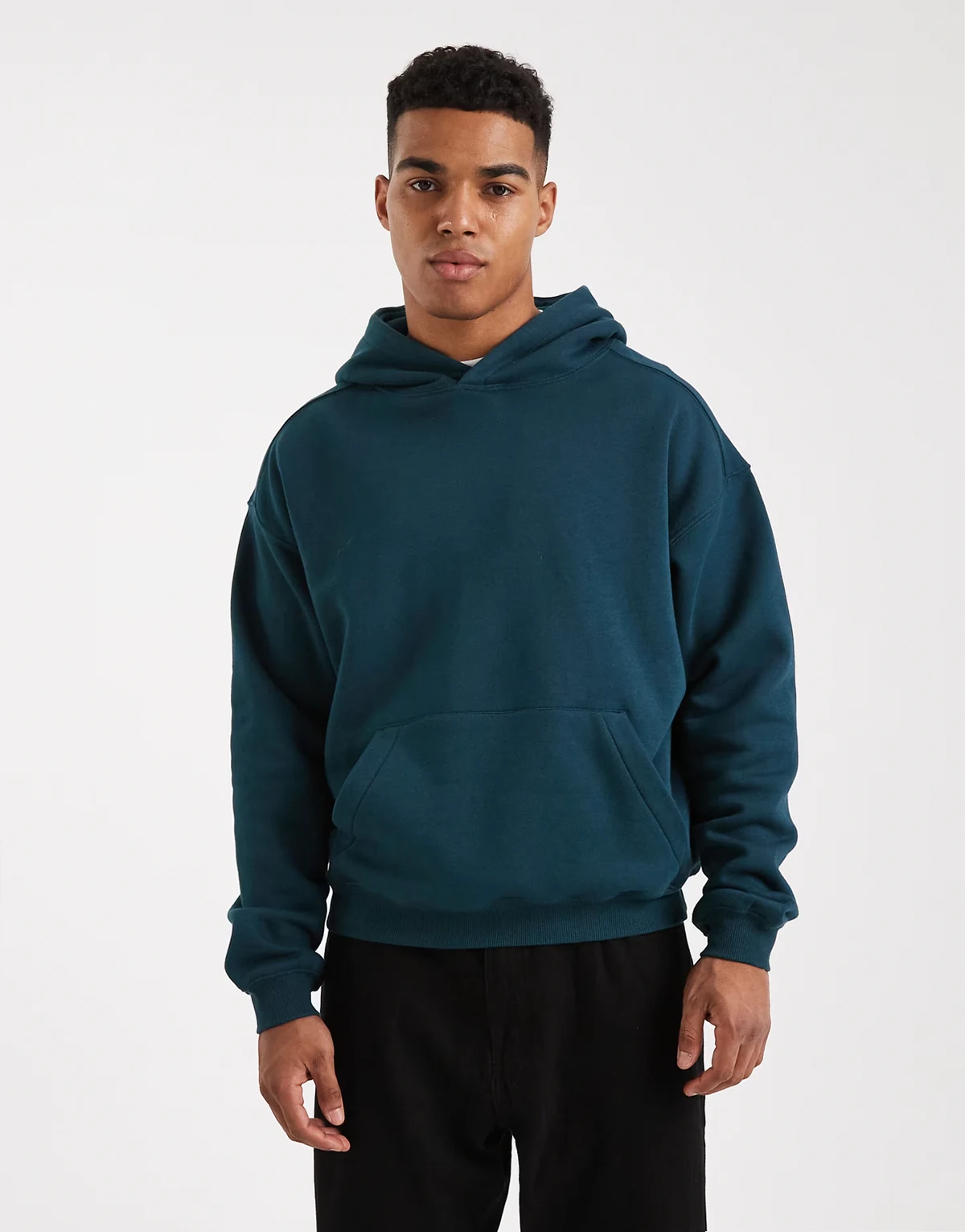 – Bluza z kapturem o pudełkowym kroju w ciemnym turkusowym kolorze