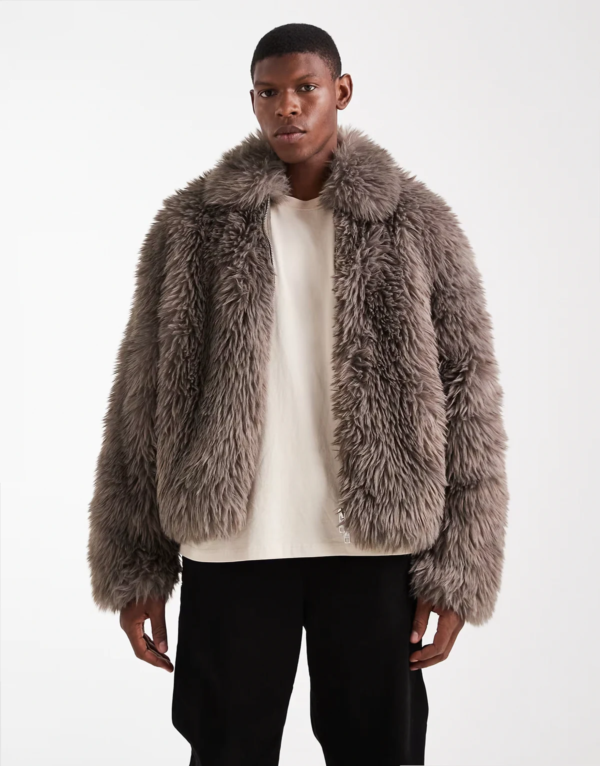 – Harrington-Jacke aus Kunstpelz in Braun