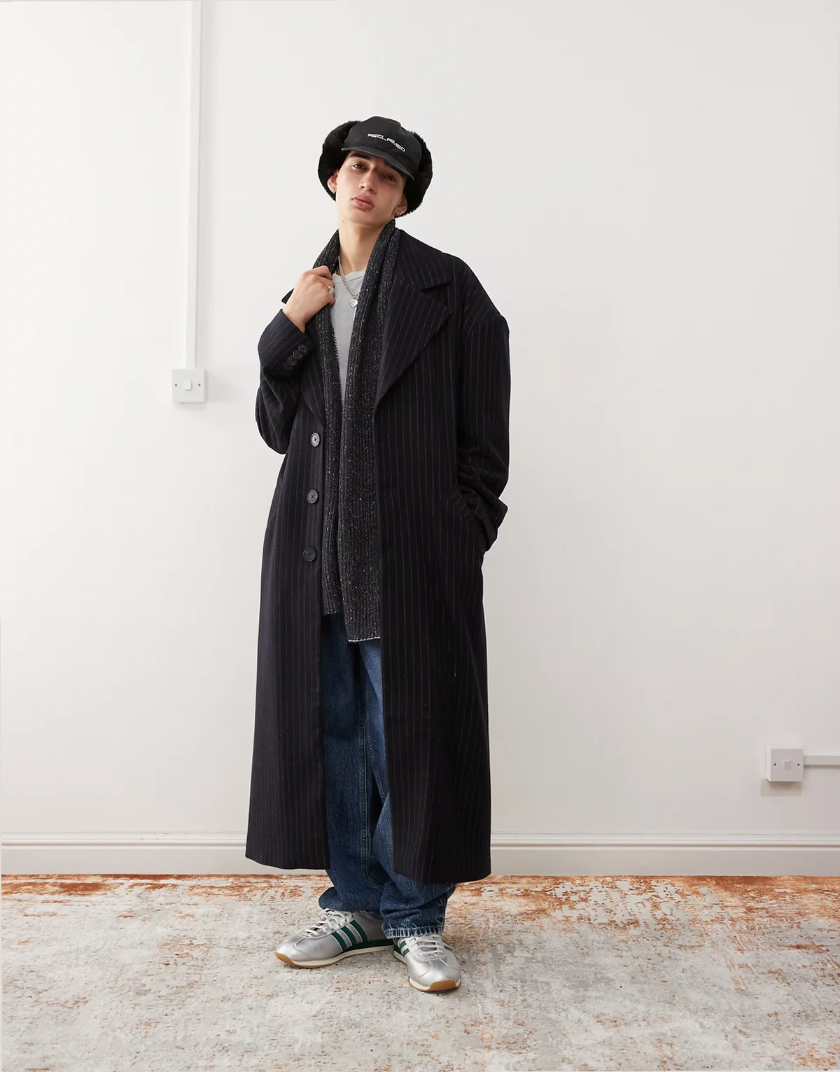 – Oversize-Mantel mit Nadelstreifen