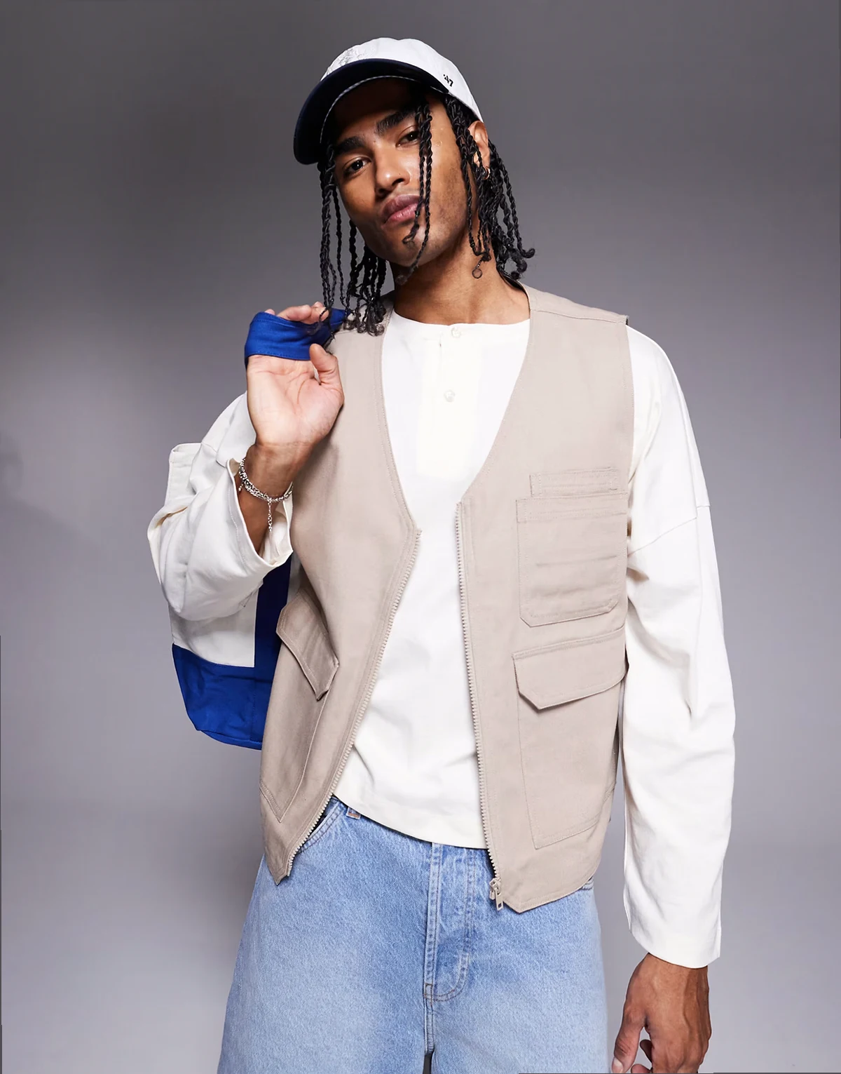 – Utility-Weste in Steinbeige