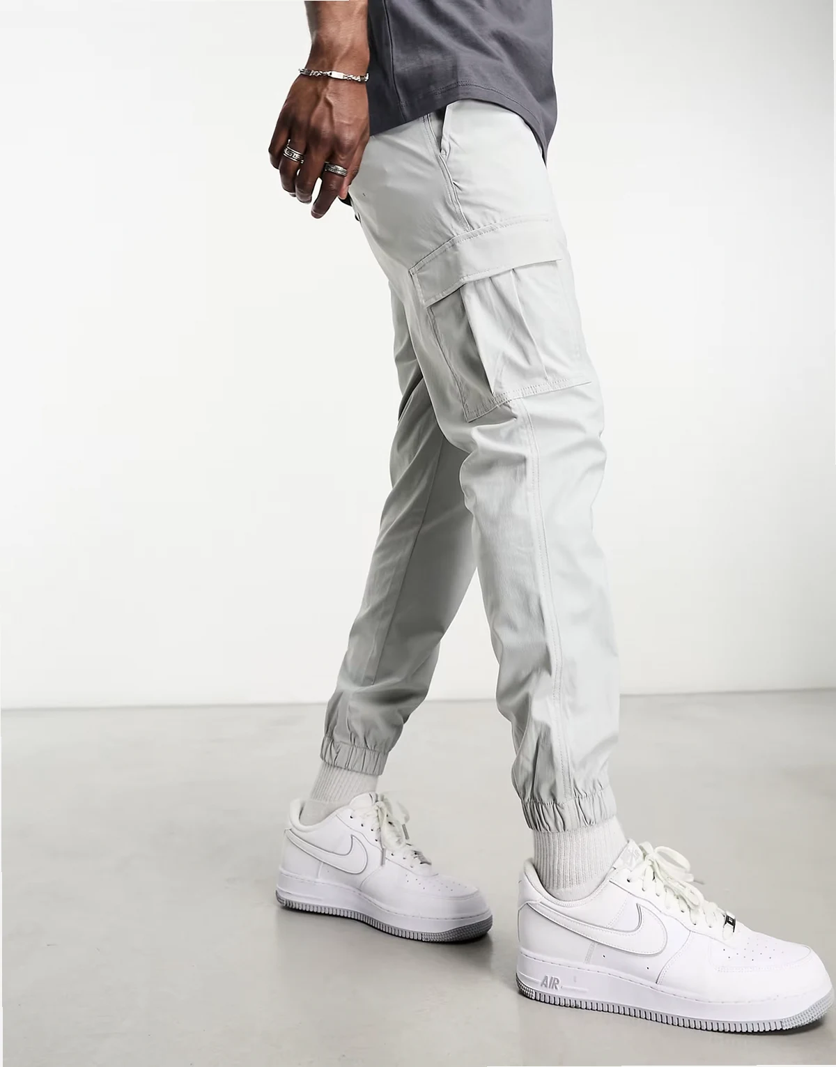 Intelligence poly cargo pants in gray