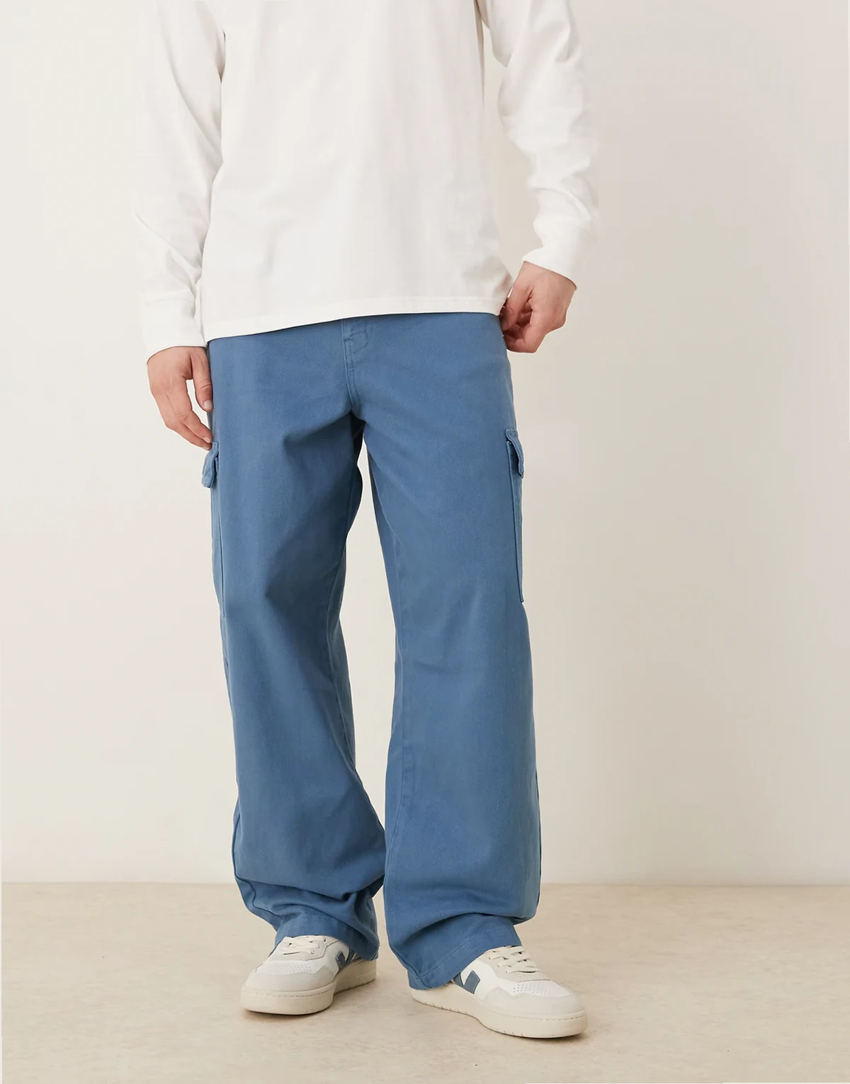 – Cargohose in Blau mit geradem Schnitt