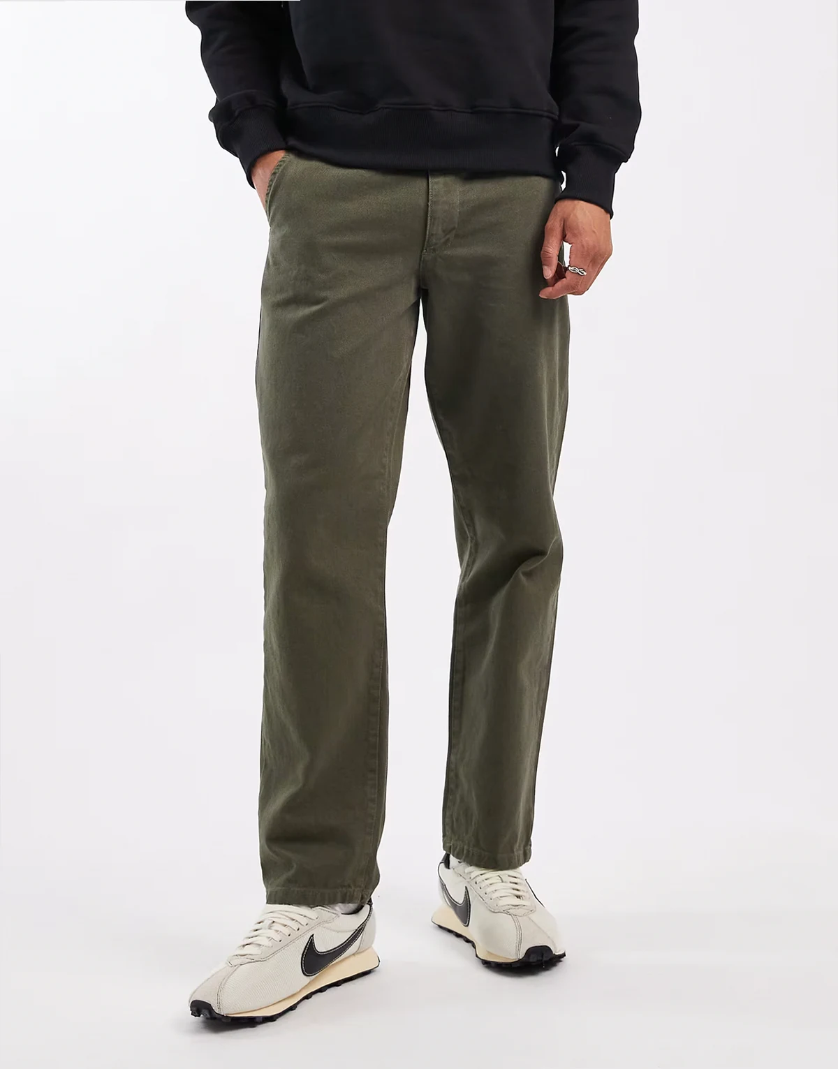 – Gerade geschnittene Hose in Khaki