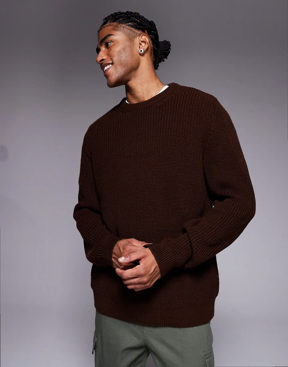 – Gerippter Relaxed-Fit-Strickpullover in Braun mit Patentmuster