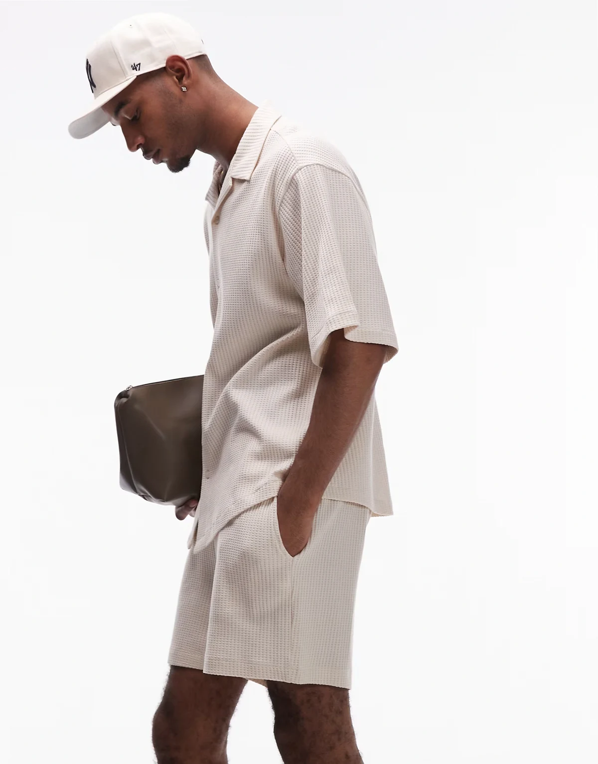 – Oversize-Shorts in Steinbeige mit Waffelstruktur
