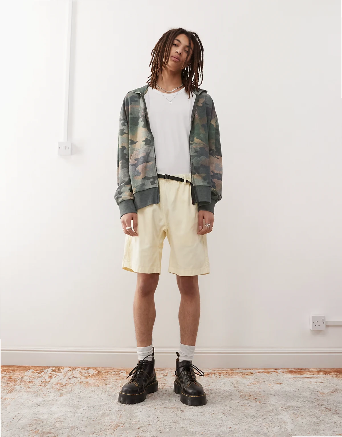 – G – Cytrynowe szorty