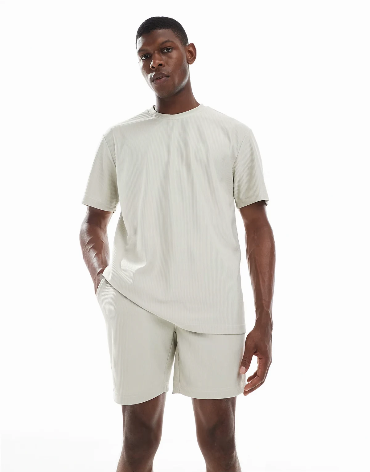 plisse shorts in beige - part of a set