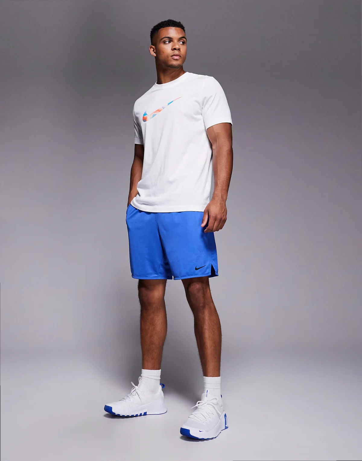 Dri-FIT Totality knit 7-inch shorts in blue