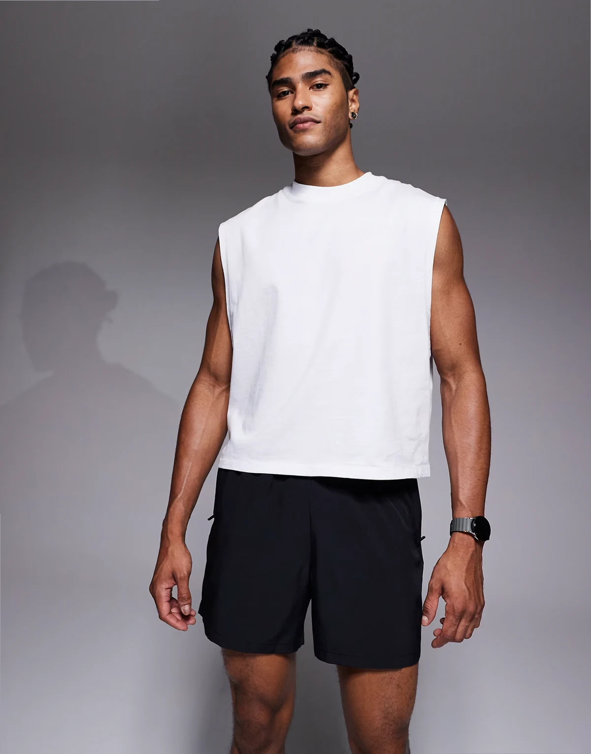 Icon 5 inch quick dry training shorts with zippered pockets in black