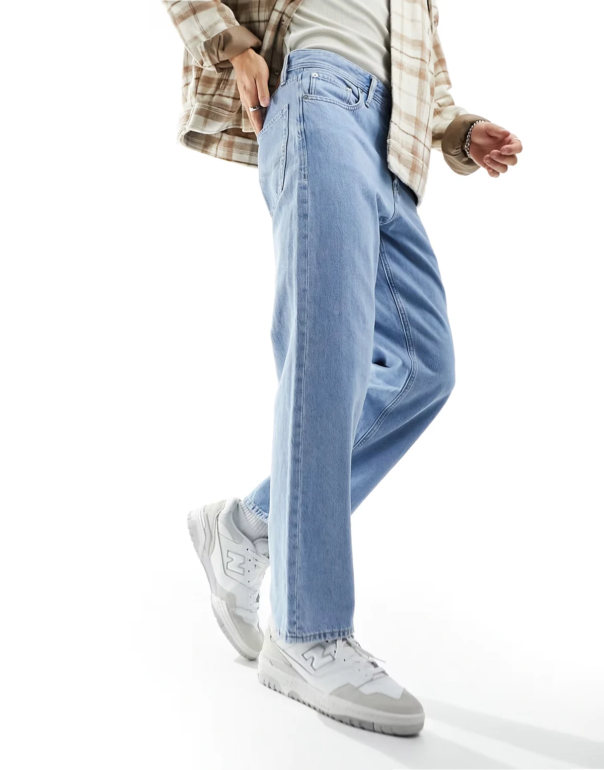 Intelligence Eddie baggy jeans in lightwash blue