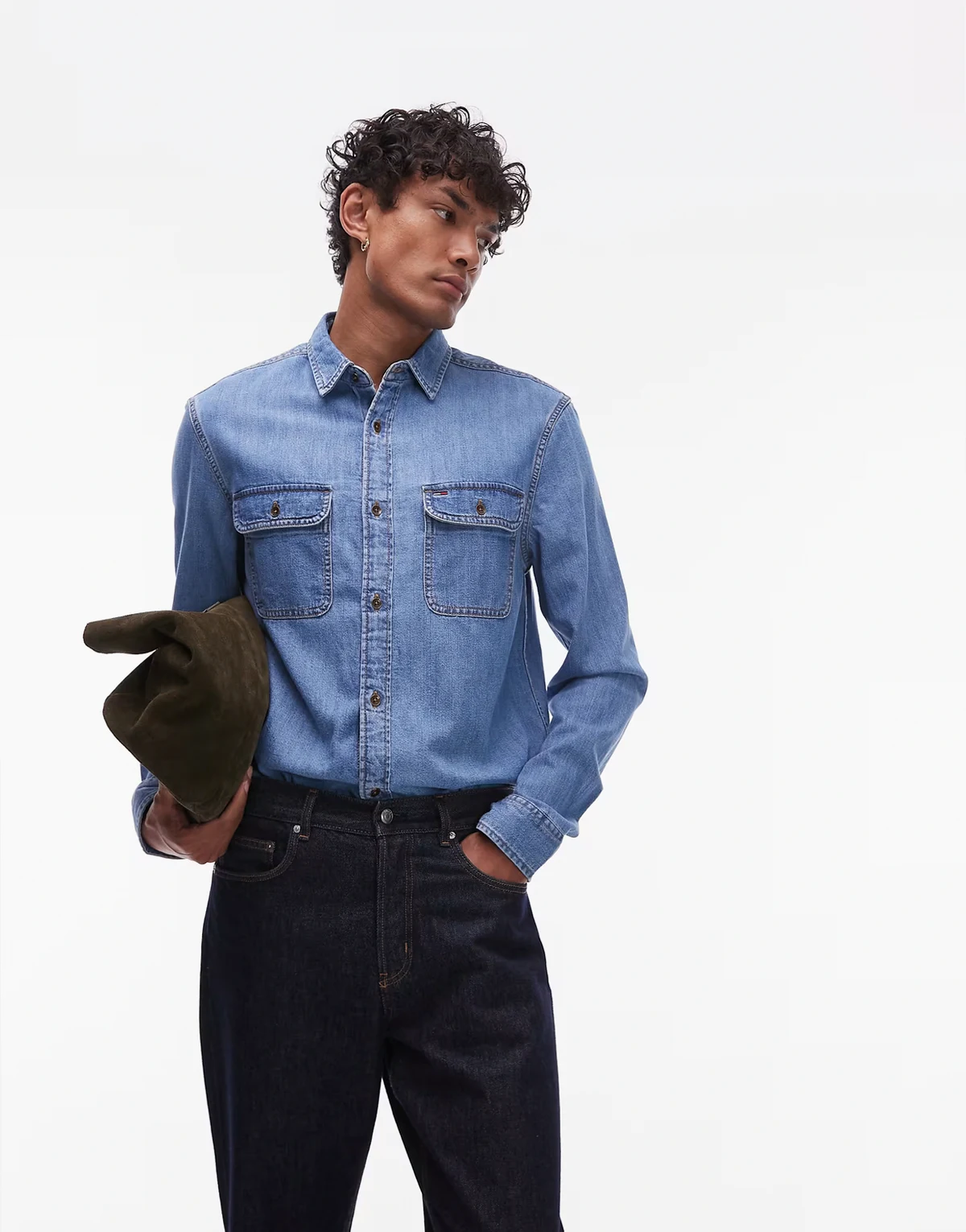 – Regular-Fit-Jeanshemd in mittlerer Waschung