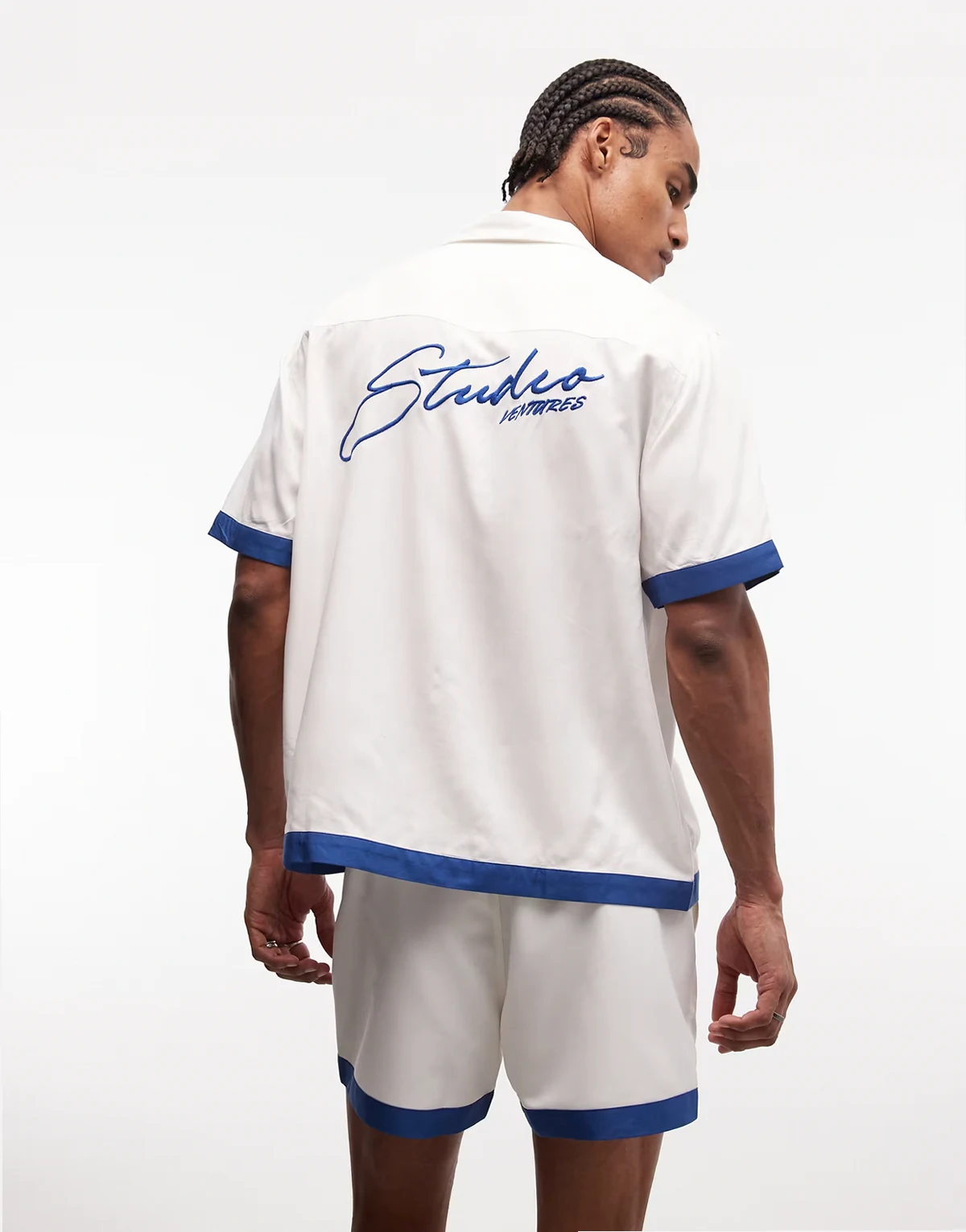 relaxed camp collar shirt with chest and back embroidery in off white - part of a set