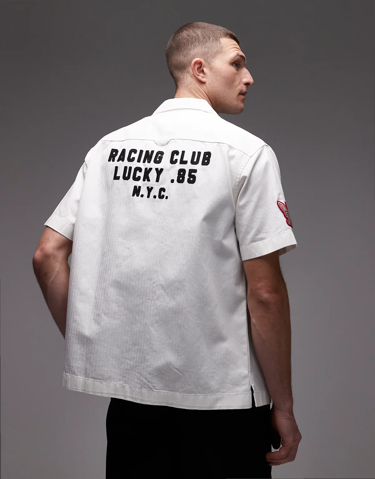 camp patch Racing logo short sleeve shirt in ecru