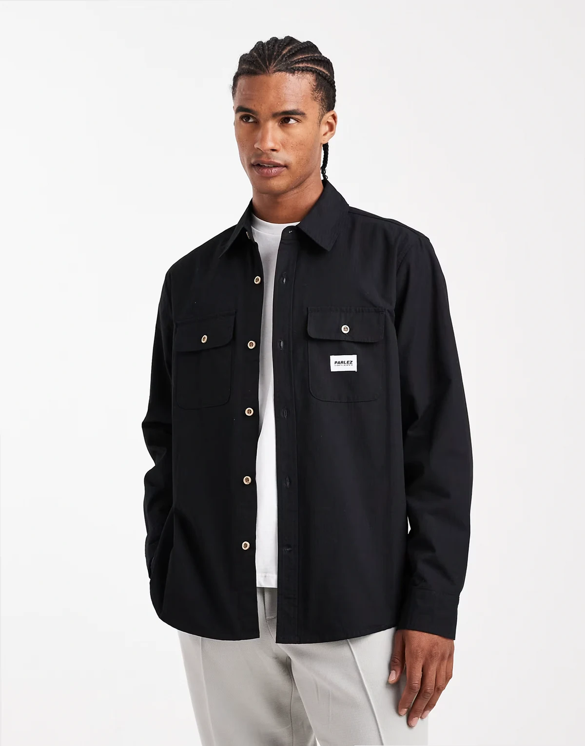 – Langärmliges, kastiges Relaxed-fit-Hemd in Schwarz mit Logo