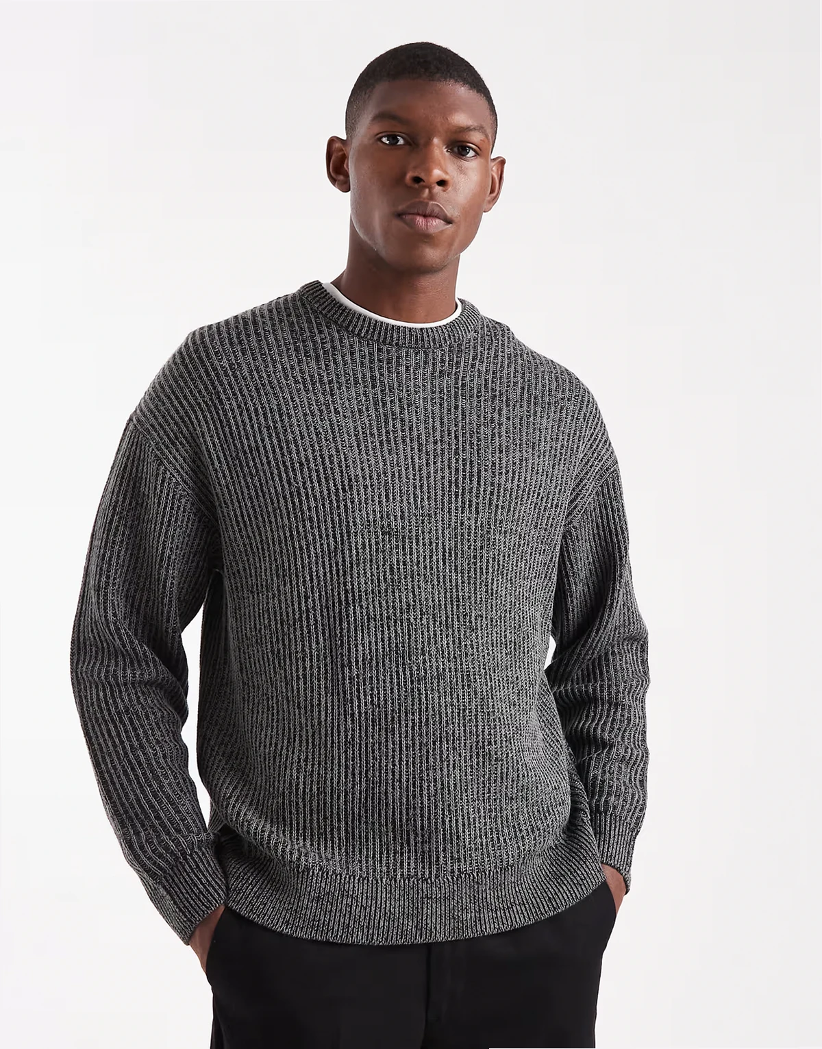 textured crew neck knit sweater in charcoal