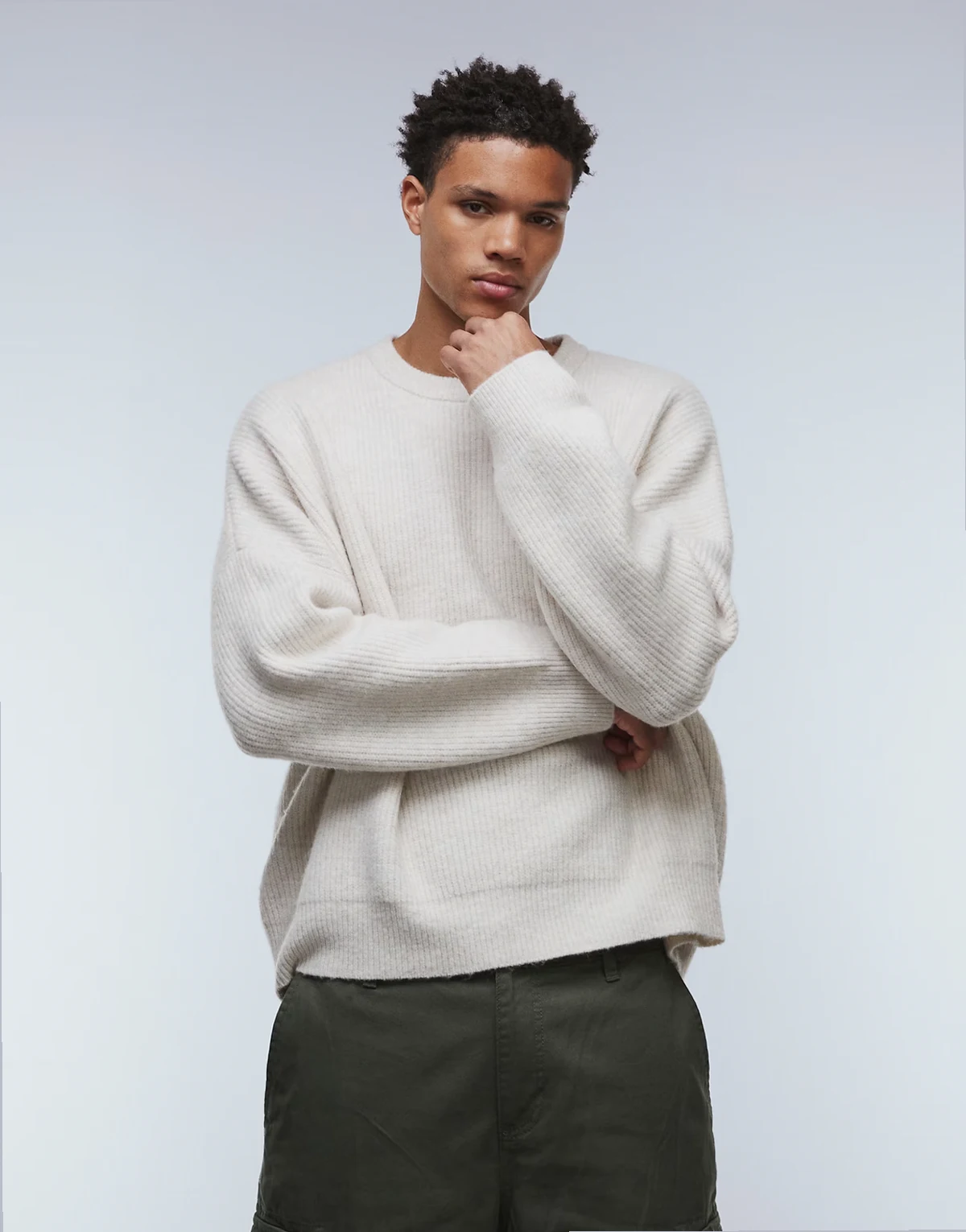 – Kastiger Pullover mit extremer Oversie-Passform aus Grobstrick mit Patentstrick in Haferbeige meliert