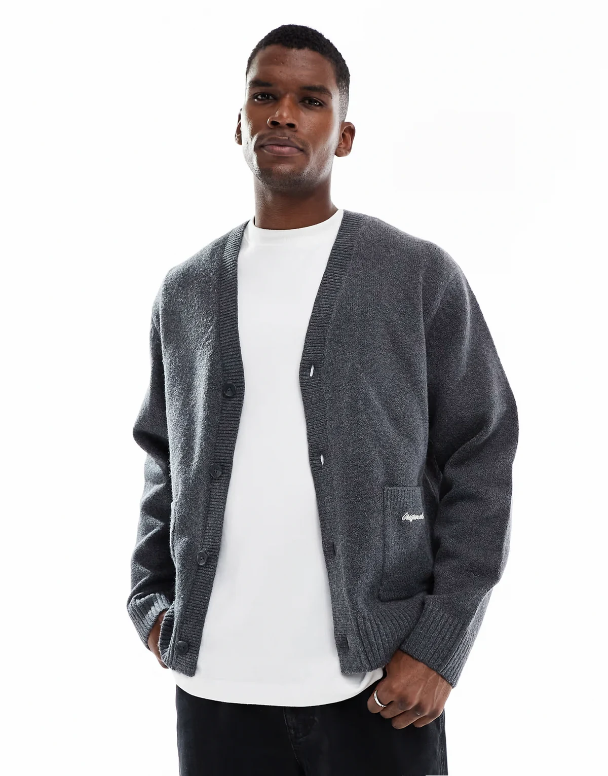 – Strickjacke in Dunkelgrau