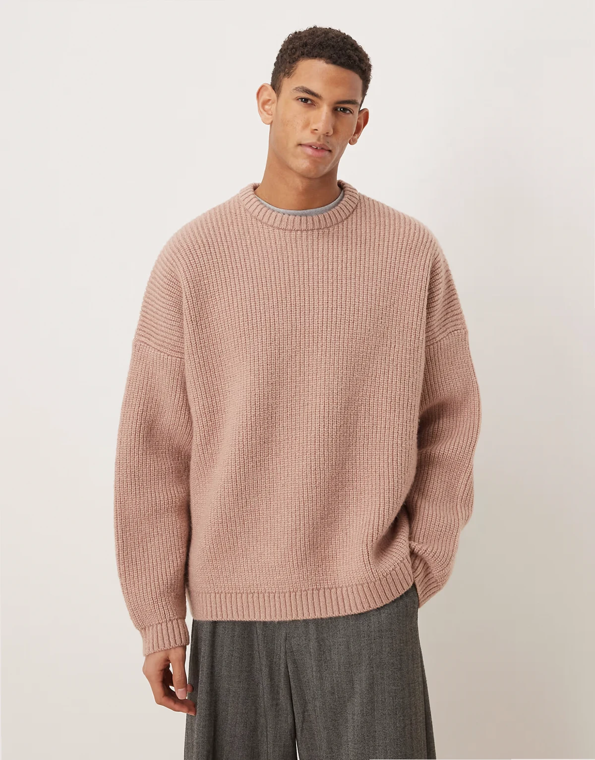 – Kastiger Strickpullover in Rosa mit Patentmuster und extremer Oversize-Passform