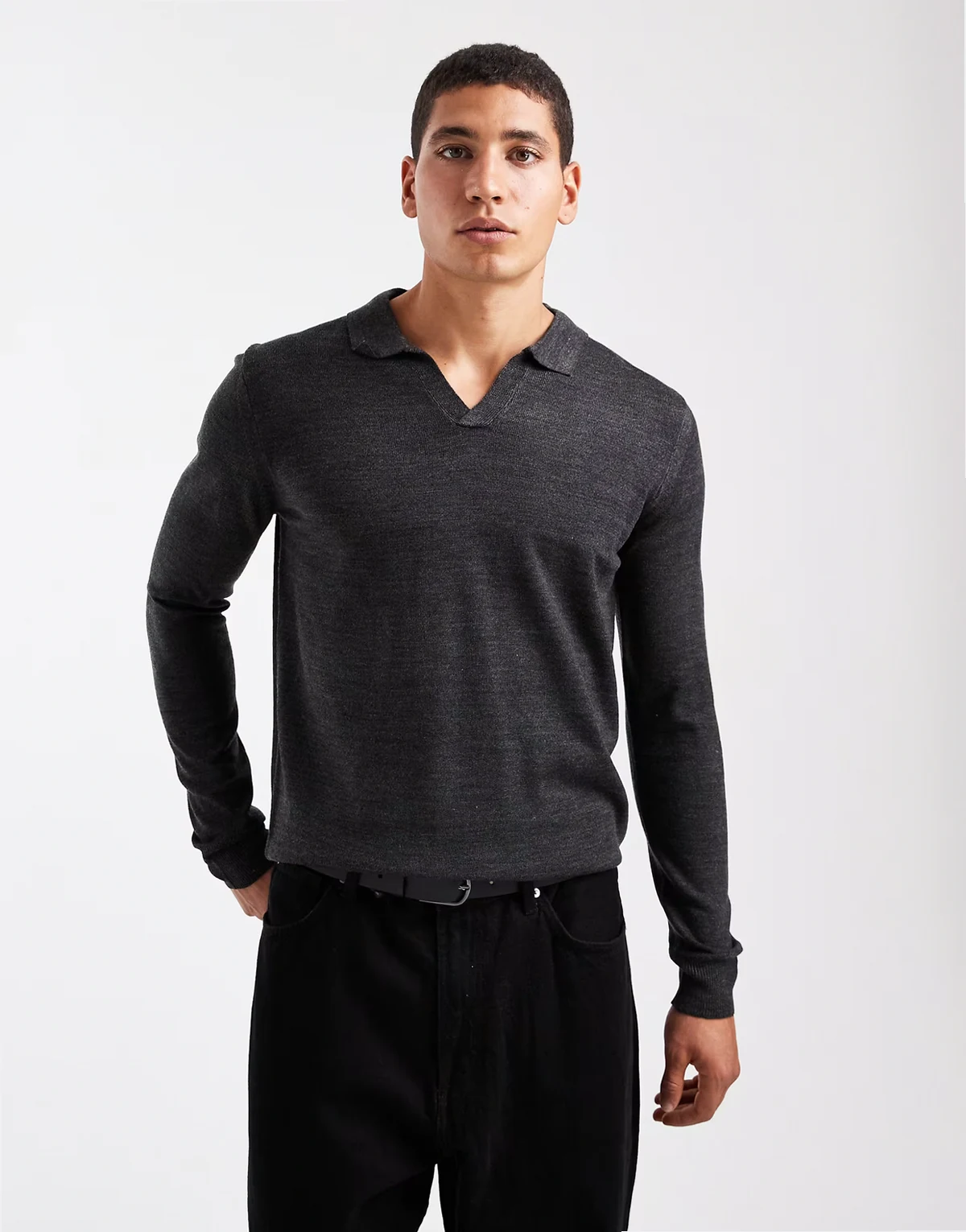 trophy collar knit sweater in charcoal gray