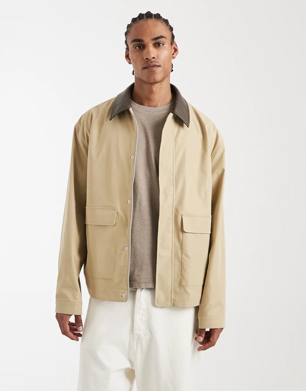 – Farmerjacke in Steinbeige mit Kontrastkragen