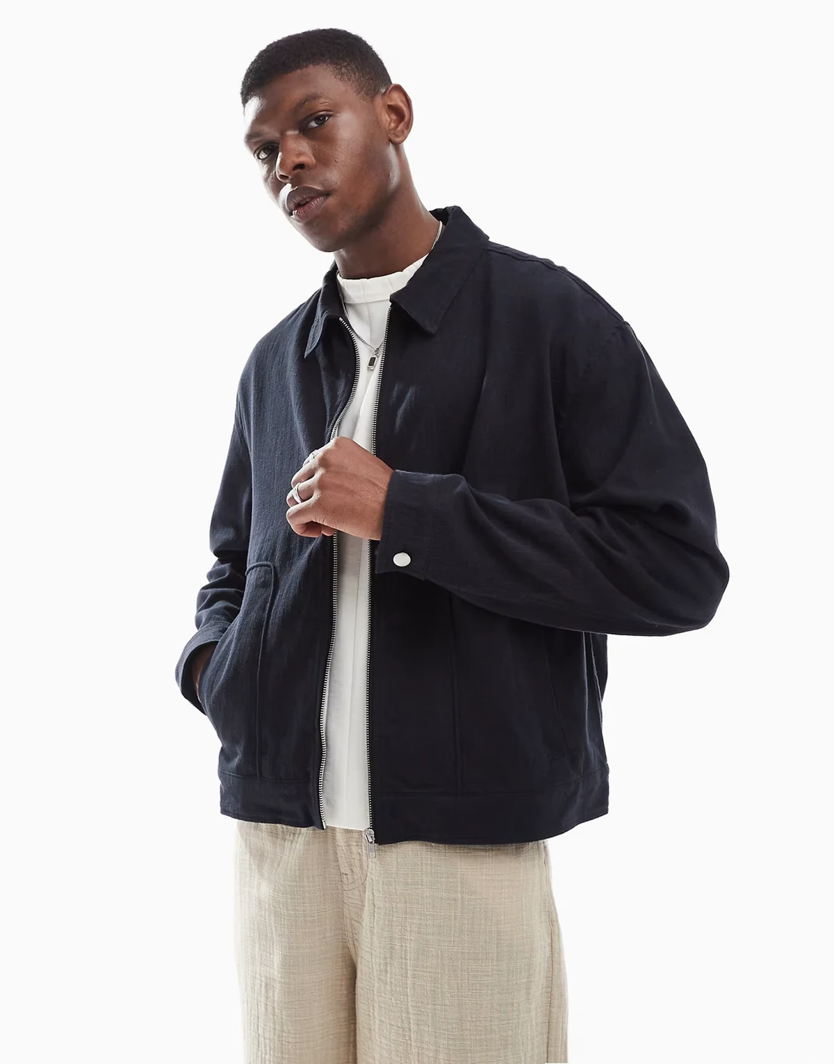 – Premium – Kastige Harrington-Jacke aus Leinenmix in Schwarz